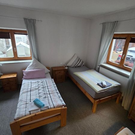 Karolingerweg Hotel Lauterhofen Buitenkant foto