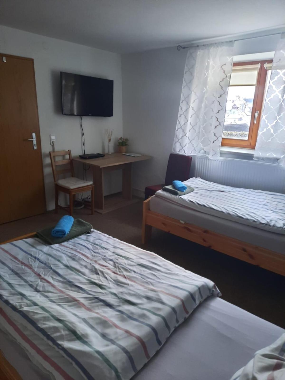Karolingerweg Hotel Lauterhofen Buitenkant foto